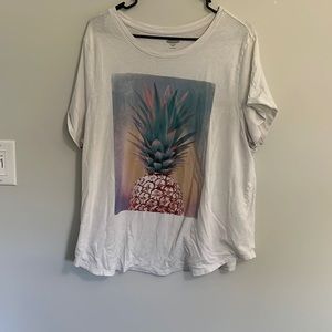 Old Navy short sleeve T-shirt size XXL lightly worn